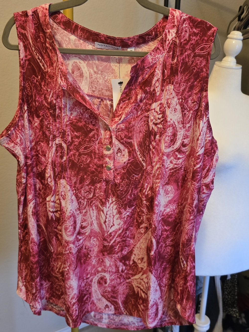 Notations Pink Paisley Sleeveless V-Neck Tank
